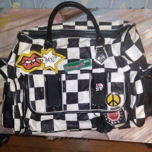 Betsey Johnson Betseyville White & Black Checkered New York Taxi Hobo Purse Bag